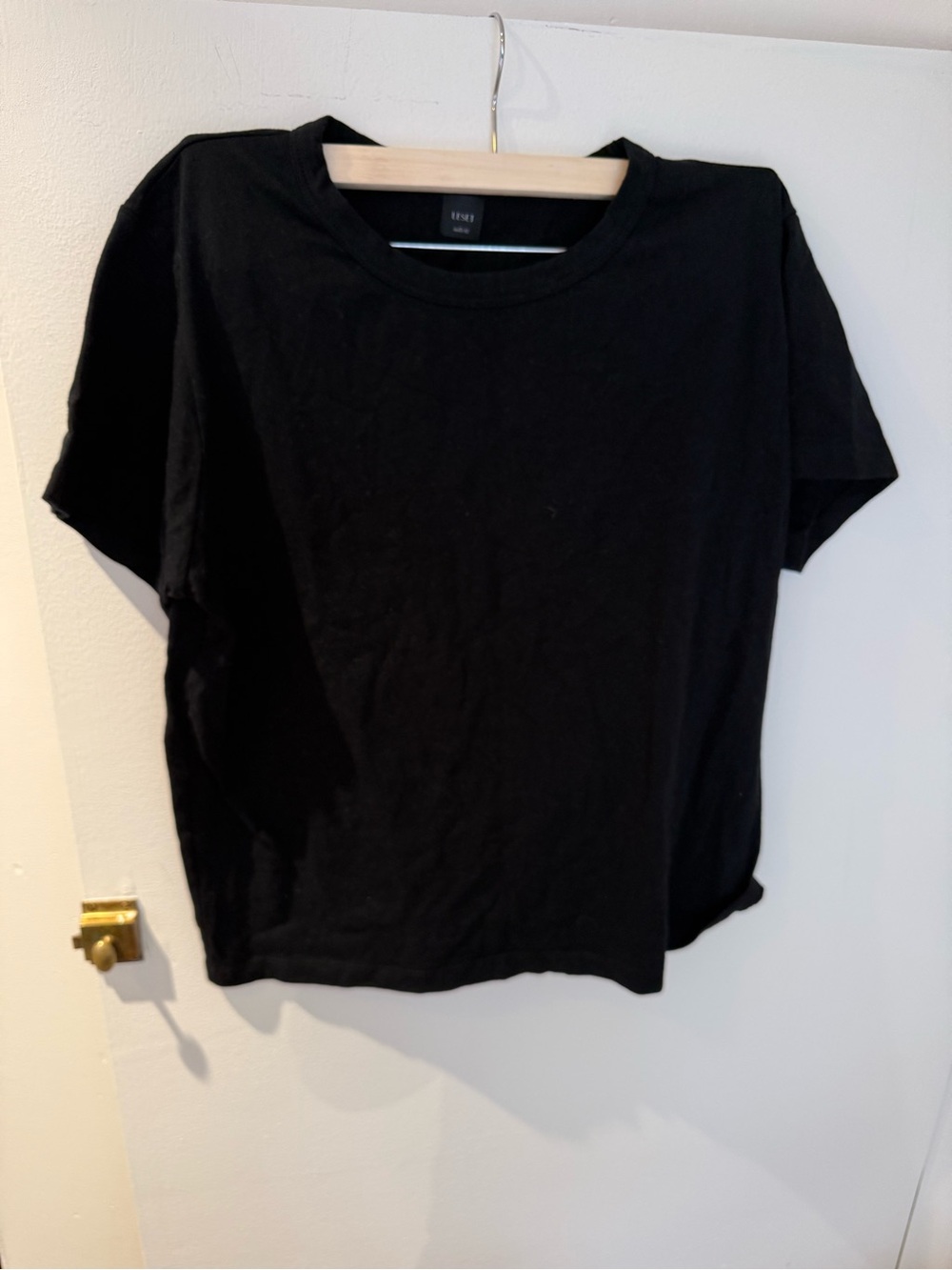 LESET Black Short-Sleeve Crewneck Tee